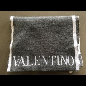 Valentino Scarf